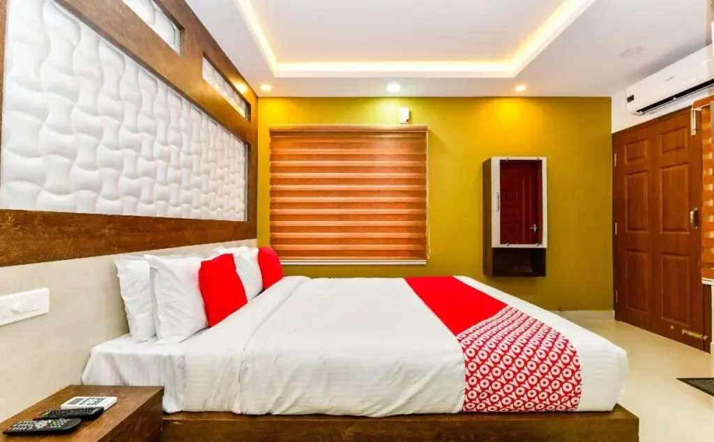 Dreams Hotel By OYO Rooms