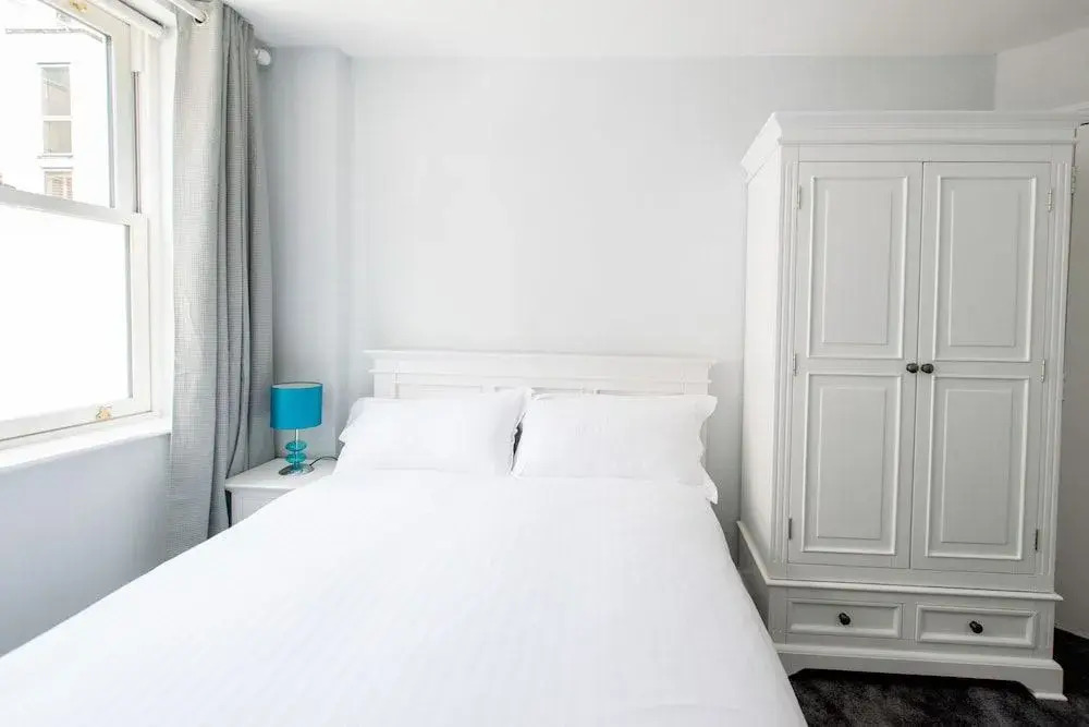Large Garden Apartment Central Bristol