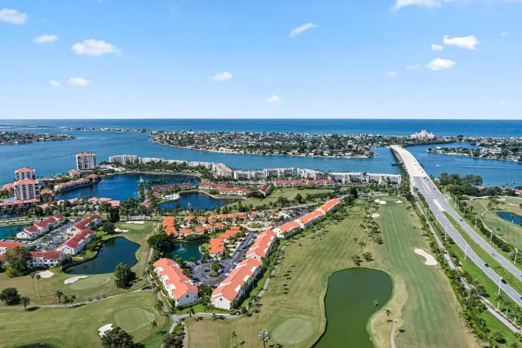 Vista Verde North 2-110, 2 Bedrooms, Pool Access, Hot Tub, Sleeps 6