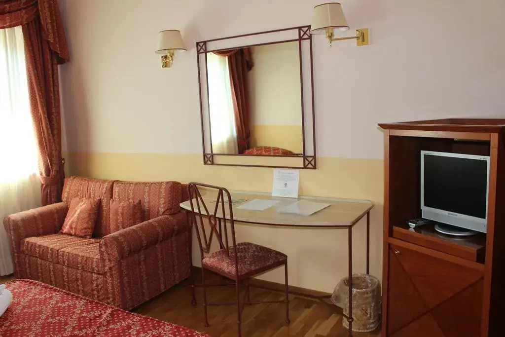 Hotel Semifonte