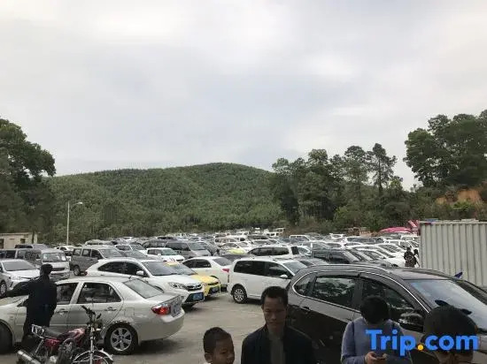 Zhongshan Quanlin Daray Sports Hotel