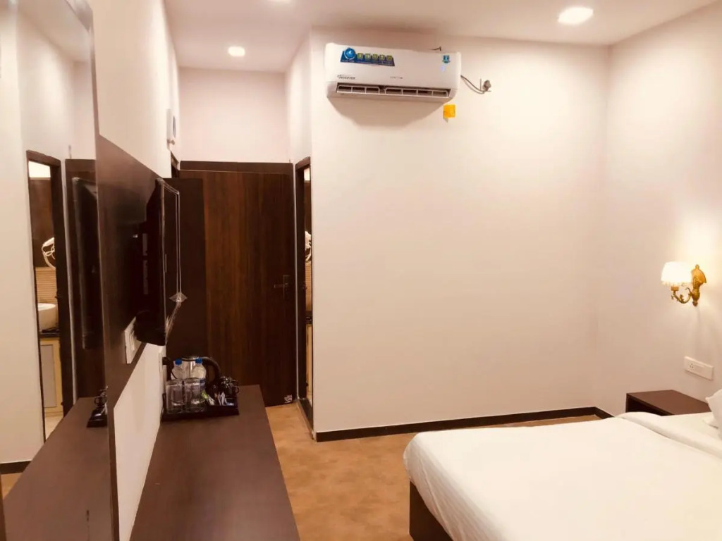 Aurum Resorts Morjim, 500 meters from Beach