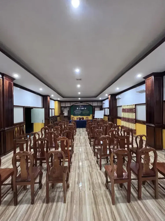 Ly Meng Hotel