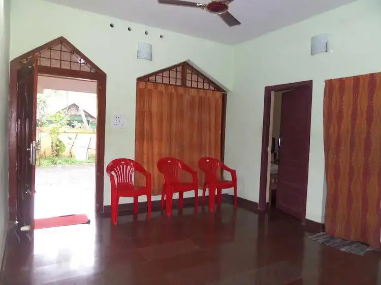 Pooniyiel Homestay