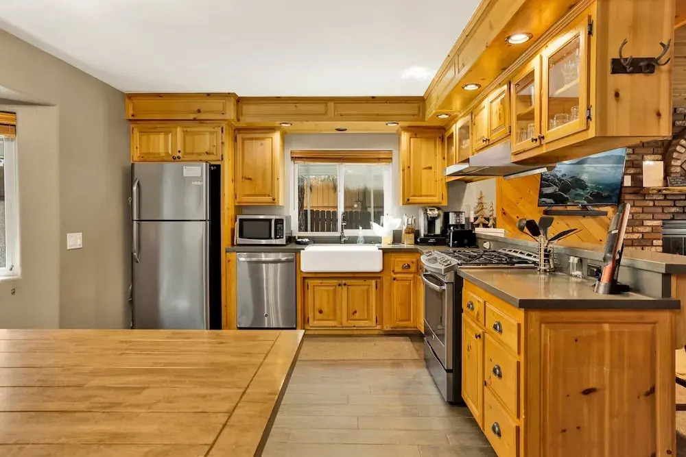 Golden West Cottage #2581