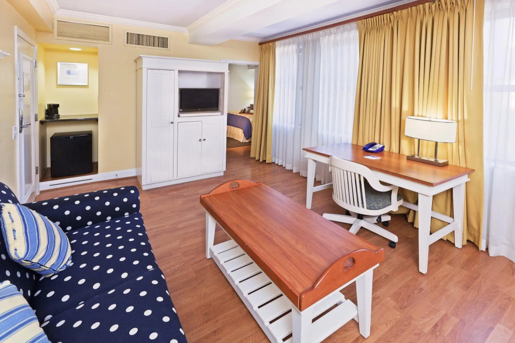 Hotel Indigo Dallas Downtown by IHG