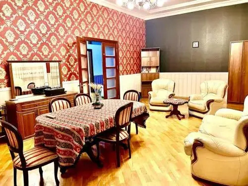 City Hall Apartment