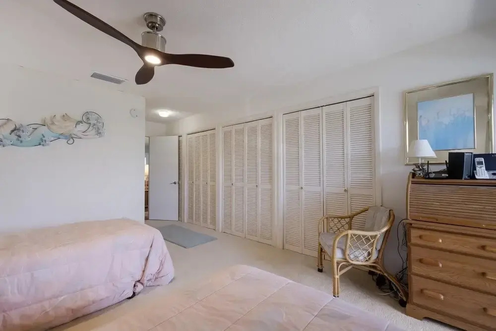 West Bay Cove #230 2 Bedroom Condo by Redawning