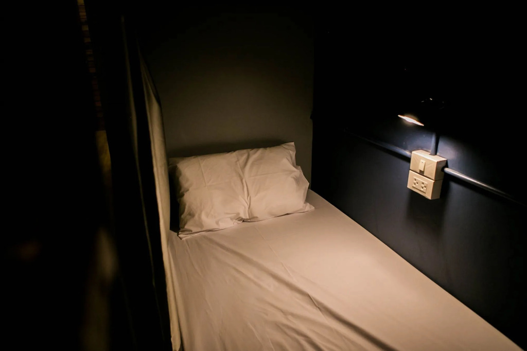 Silom Space Hostel