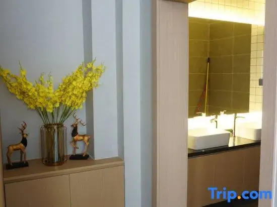 Yuefeng Boutique Hotel (Longyandong Station)