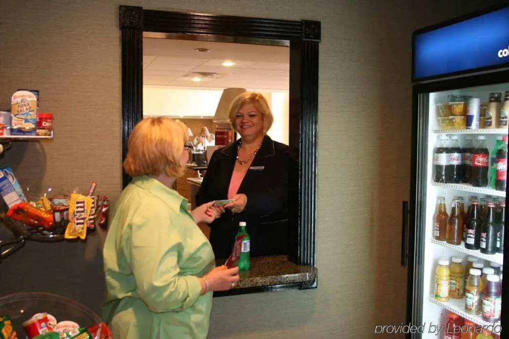 Hampton Inn & Suites Birmingham Airport Area