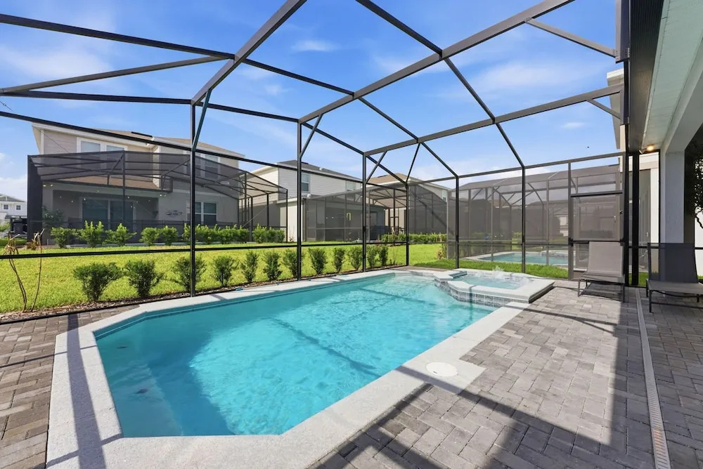 Chic Orlando Escape Game Room Theme Beds Pool