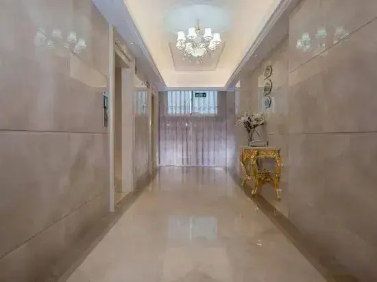 Vienna Hotel (Nanning Anji Wanda 33rd Middle School Subway Station)