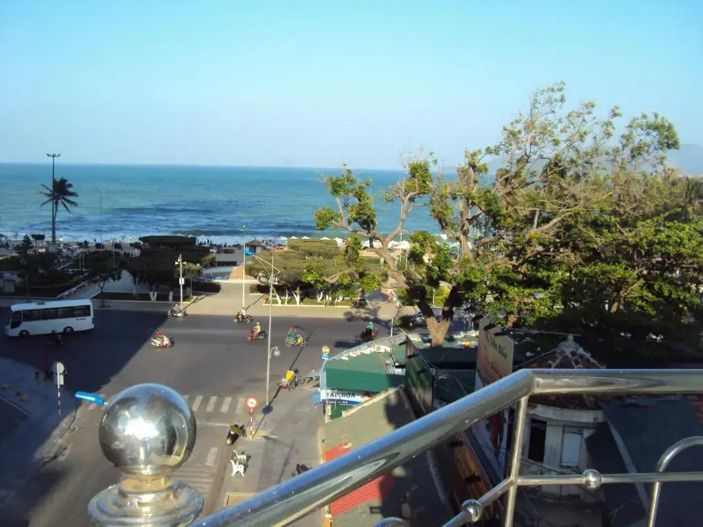 Blue Star Hotel