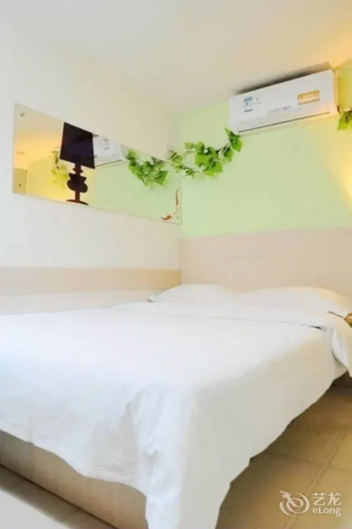 Yi Bai Hotel- Wuhan