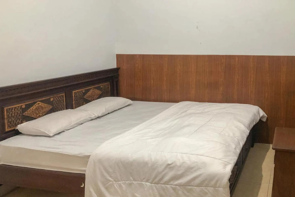 Anind Guest House near Museum Angkut Batu RedPartner