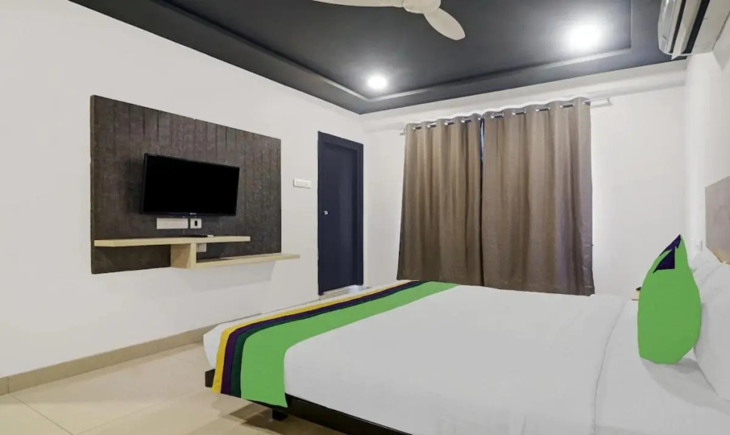 Destino by Halcyon Hitec City