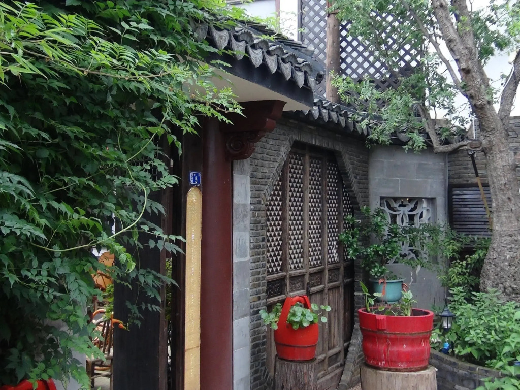 Zhouzhuang Romantic Traveling View Residence