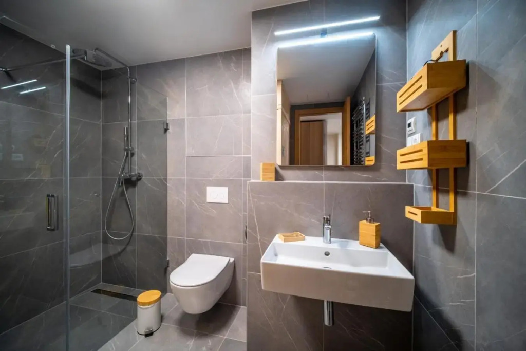 MOLO LIPNO RESIDENCE