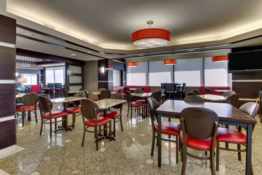 Heritage Inn Suites Houston/Sugar Land, Trademark by Wyndham