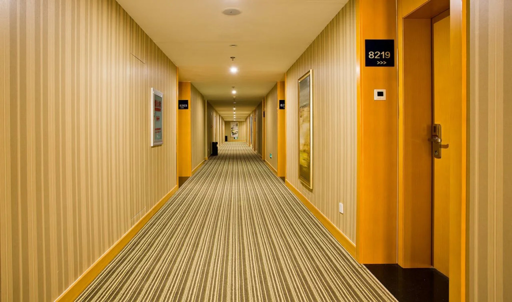 Yichang Golden Lion Hotel