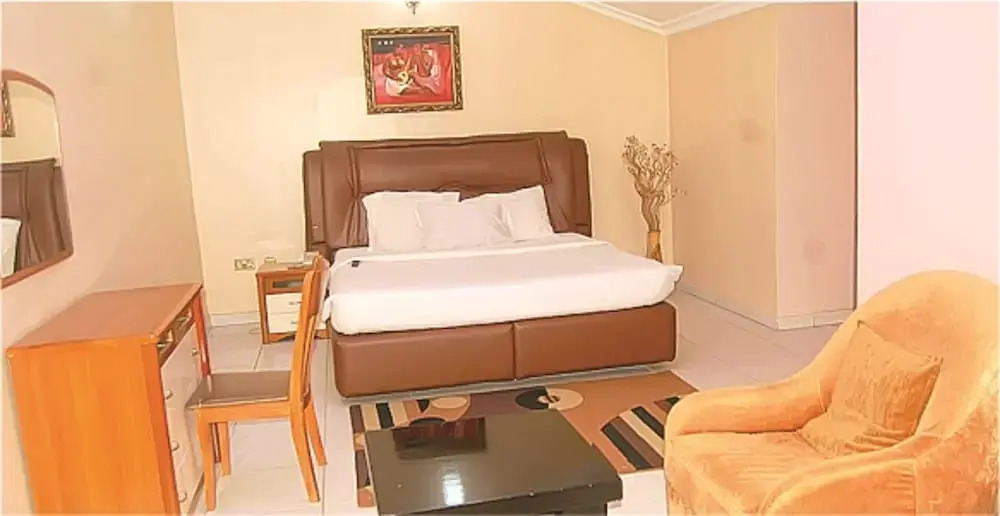 GoldRush Suites