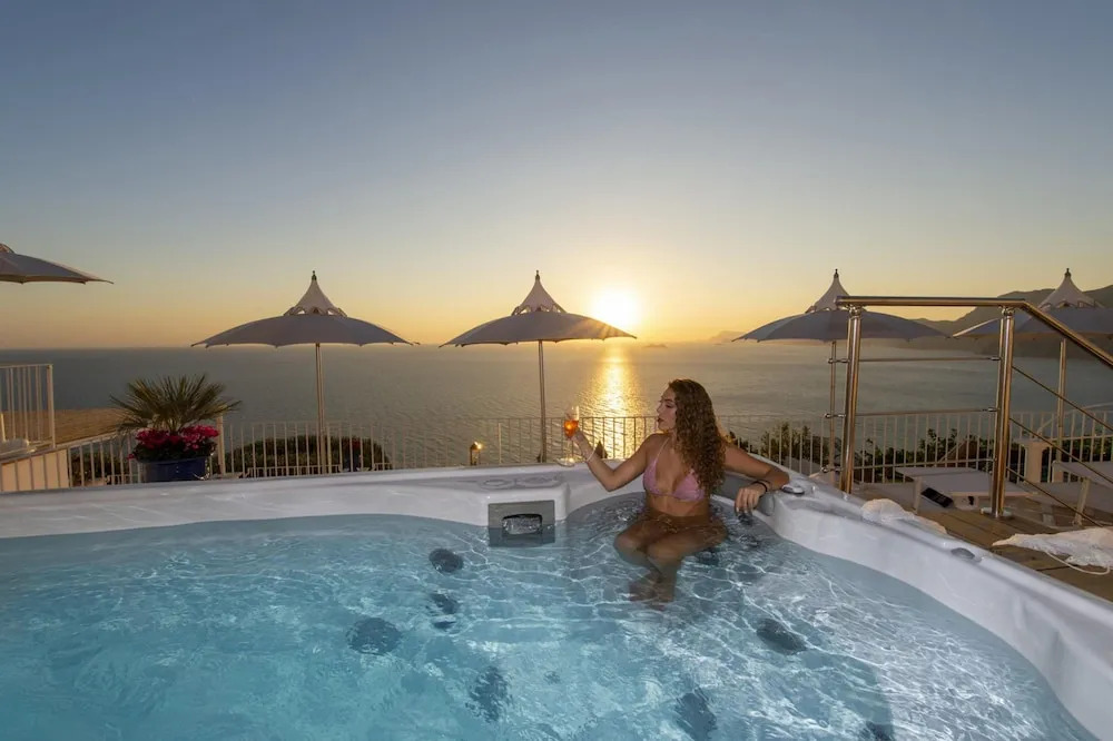 Luxury Villa Malika - Great View on Capri&Positano