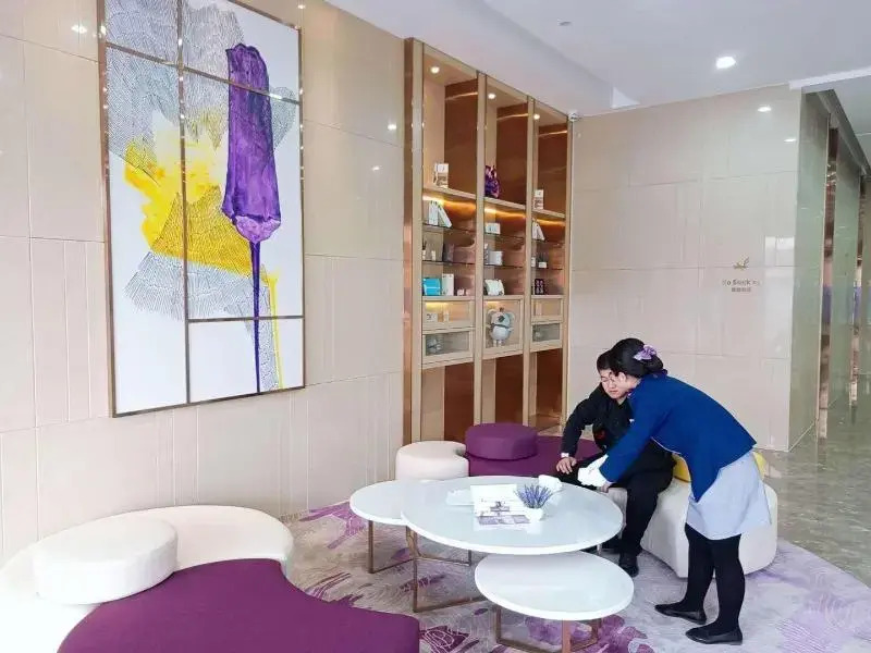 Lavande Hotel Chifeng High Speed Railway Station Chifeng
