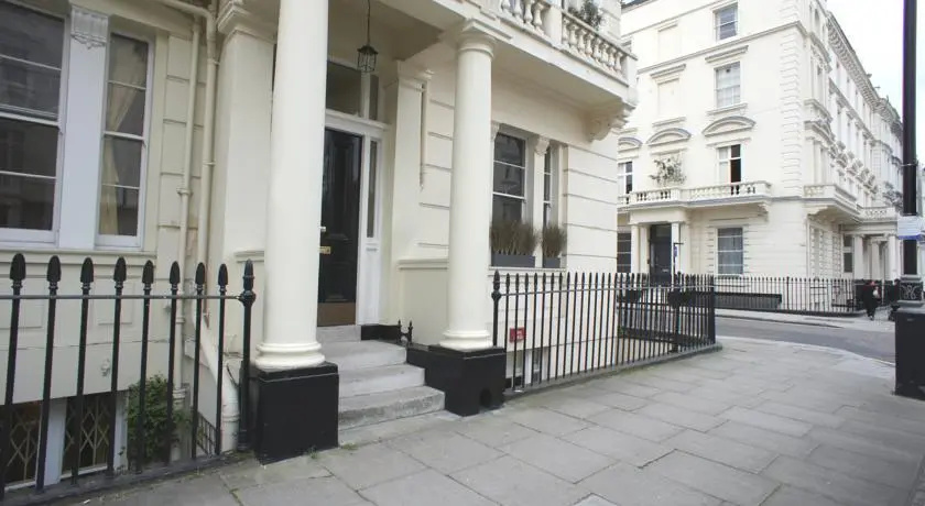 London Victoria Apartment - Brompton House