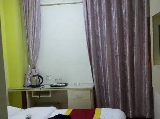 Hong'an Hotel