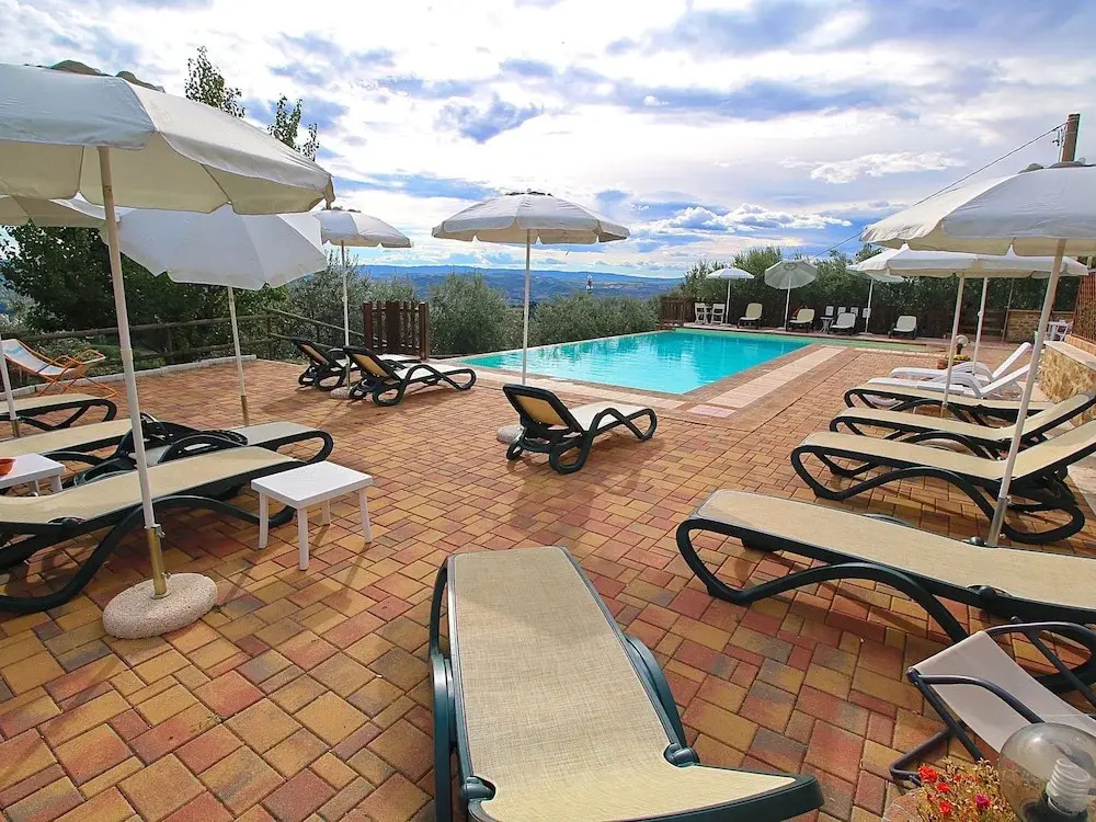 Quaint Cottage in Collazzone With Swimming Pool