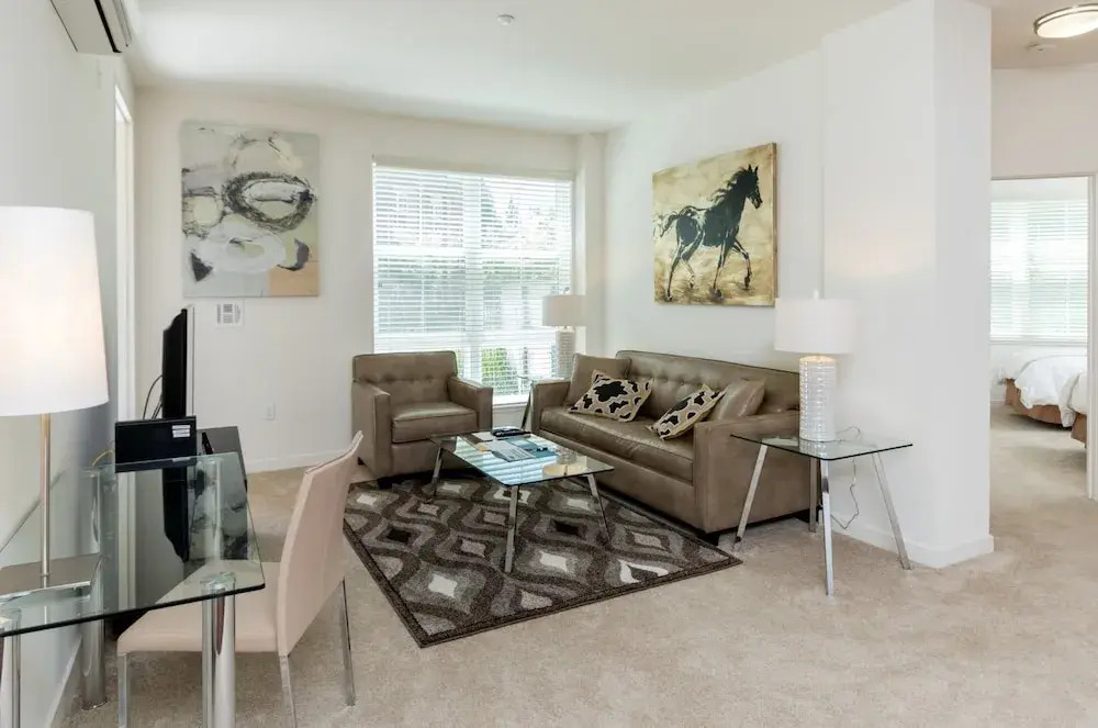 Global Luxury Suites in Silicon Valley