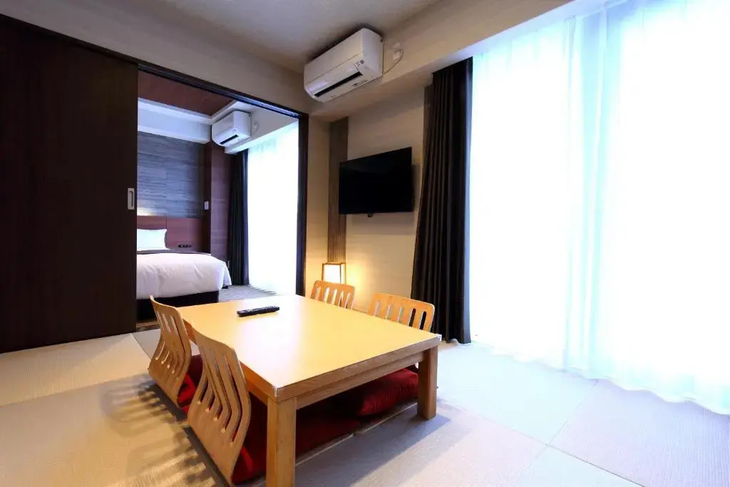 LUXCARE HOTEL