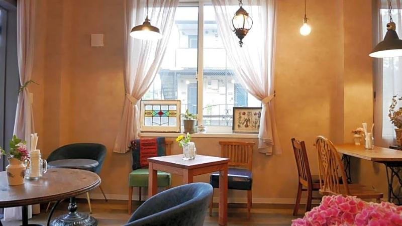 7 Rooms Hotel & Cafe - ディズニーと空港までバス1本 - 全室キッチン付き