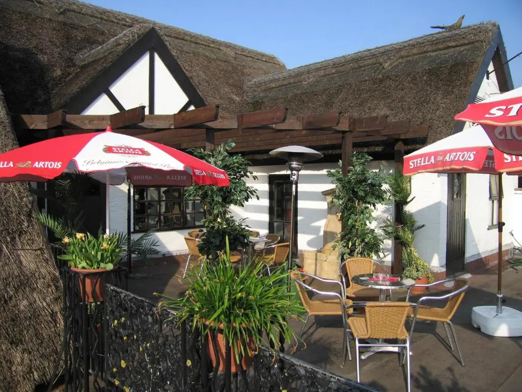 Guy's Thatched Hamlet