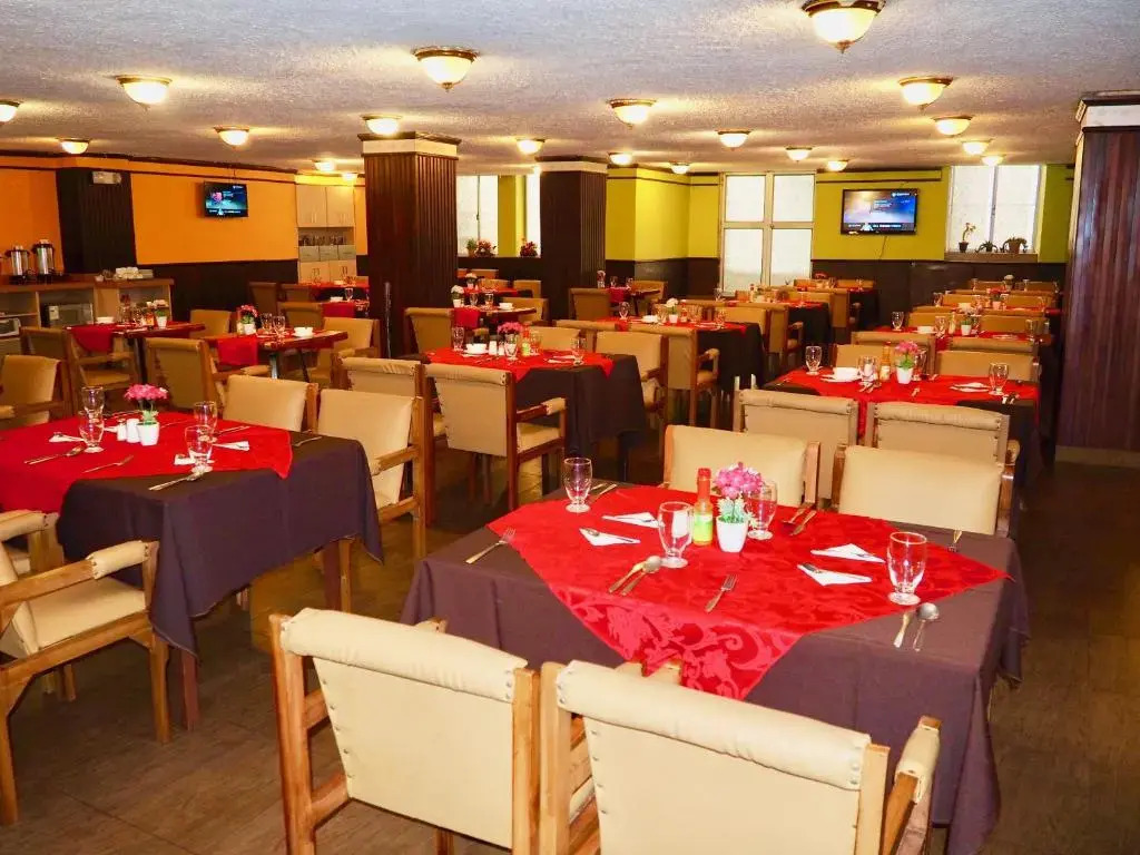 Hotel 6 De Diciembre