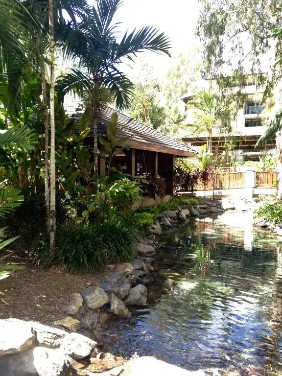 Elysium Private Accommodation at Triton by the Sea