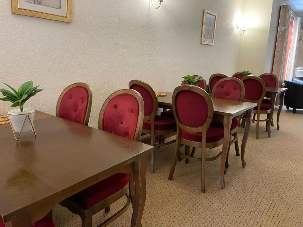 Danilton Hotel