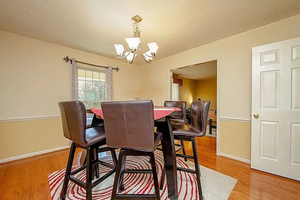 Enjoy the Centrally Located Mcfadyen Guest House