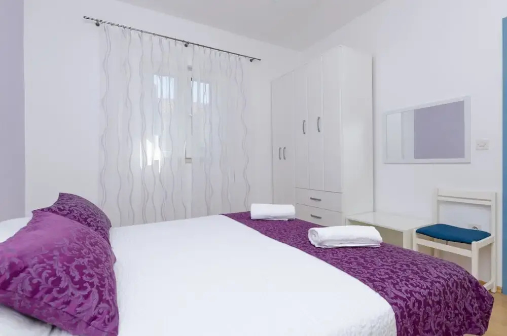 Apartments Josip