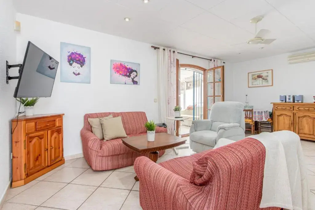 Goldhome - Montgri 117