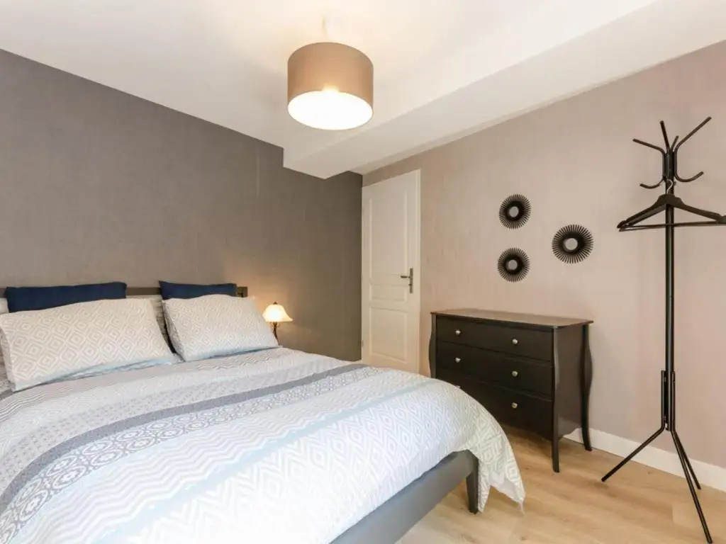 Gîte Dolancourt, 4 pièces, 6 personnes - FR-1-543-51