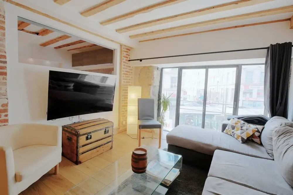 Spacious Apartment for 4 People Lyon