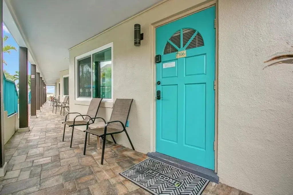 Five Palms Suite 106 - Daily - Weekly - Monthly