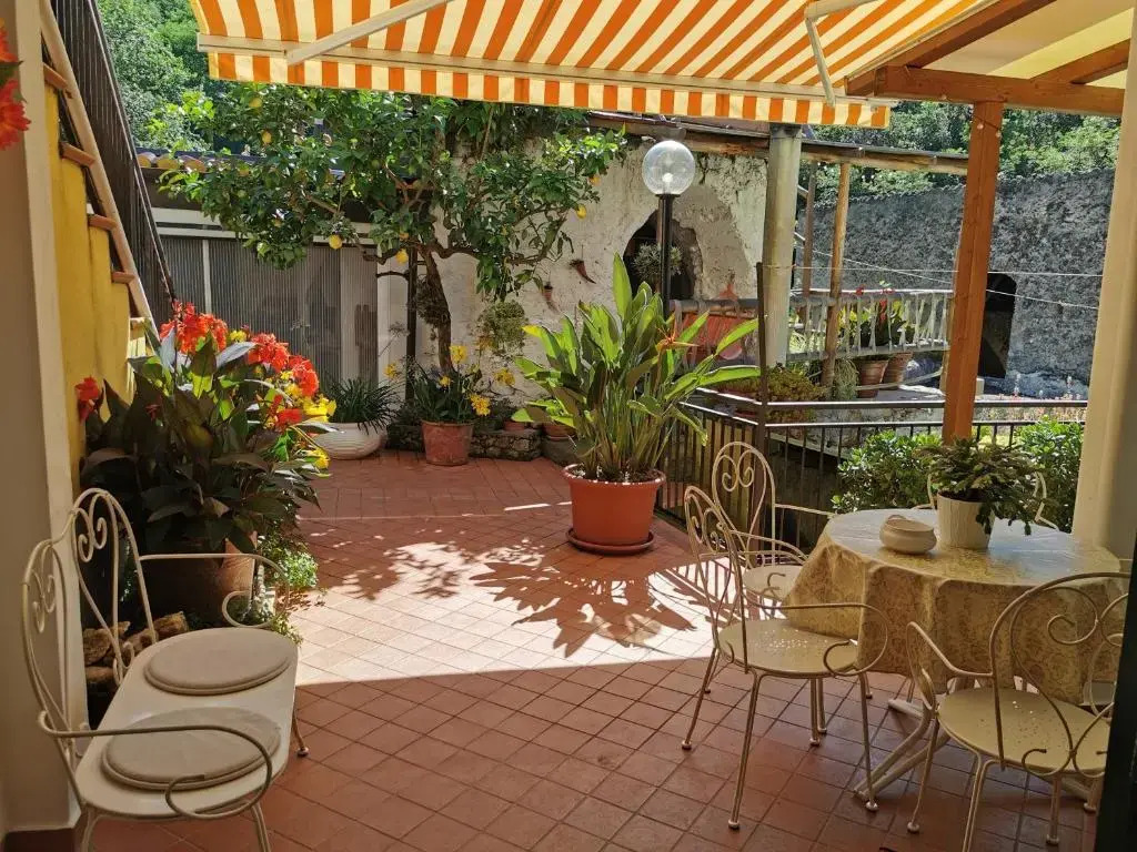 "Lemon Tree House"for Climbers and Mtb