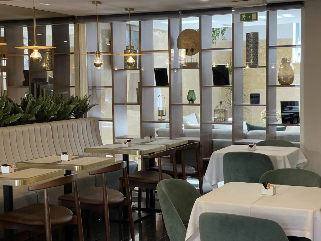 Hotel Sete Colinas