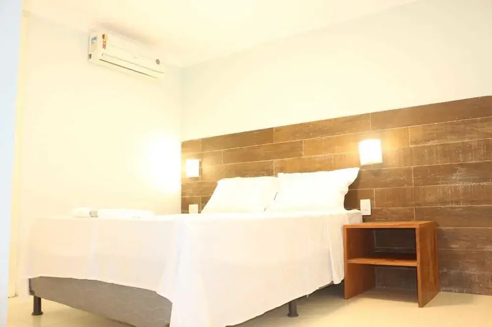 Sunset Lounge Hotel