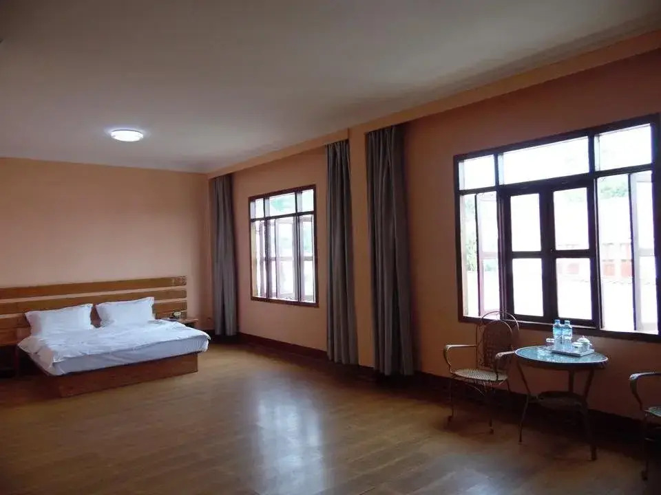 Singthong Hotel