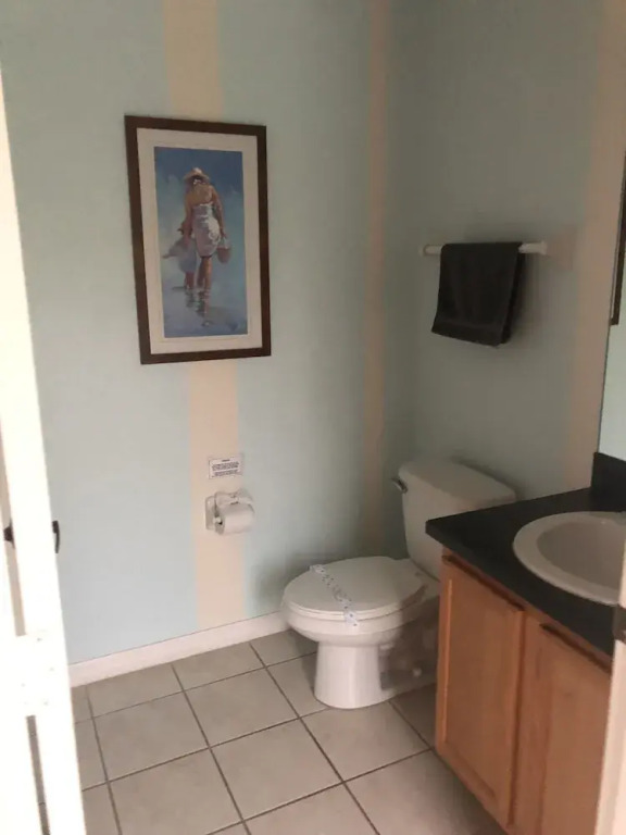 Gorgeous 5 Bed Home with Private Pool and Gamesroom in Disney Area