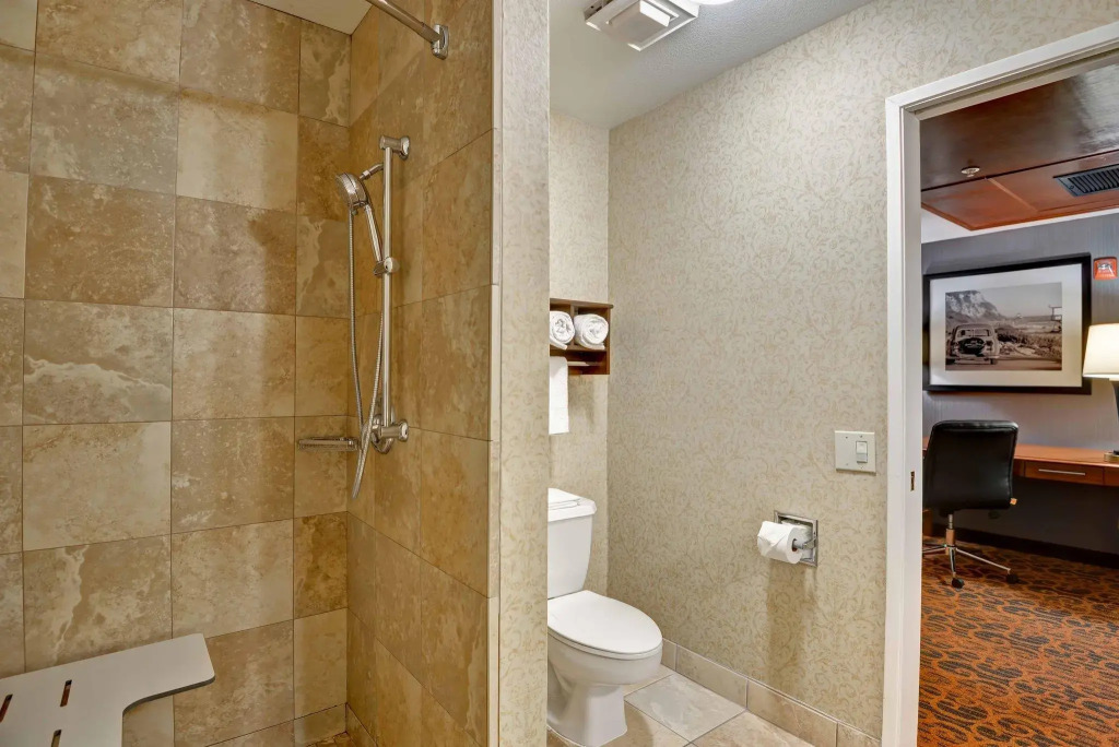 Hampton Inn & Suites San Clemente - Fully Renovated